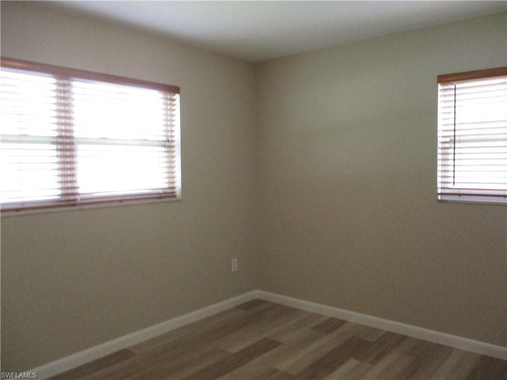 3745 Maxine ST, FORT MYERS FL 33901-11