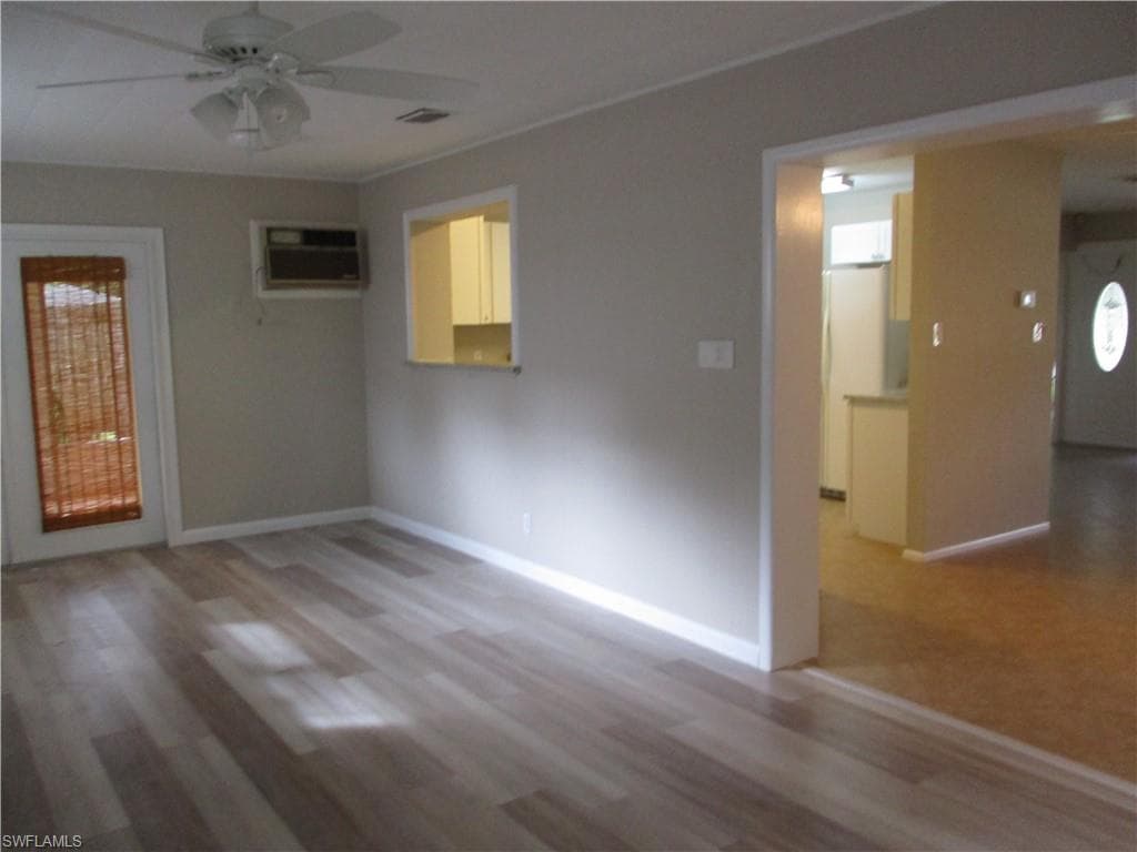 3745 Maxine ST, FORT MYERS FL 33901-7