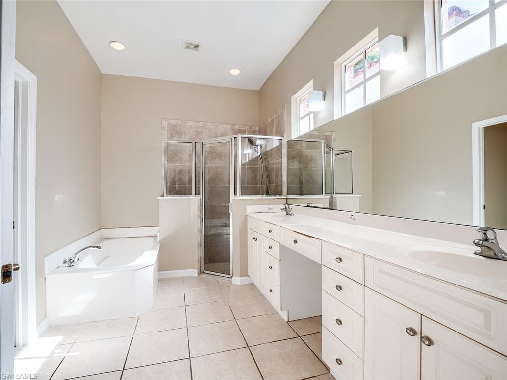 9124 Brendan Preserve CT, BONITA SPRINGS FL 34135-21