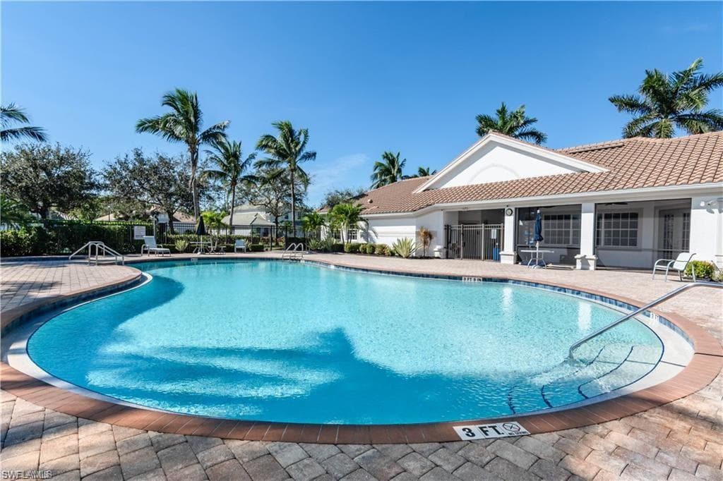 15954 Delasol LN, NAPLES FL 34110-29