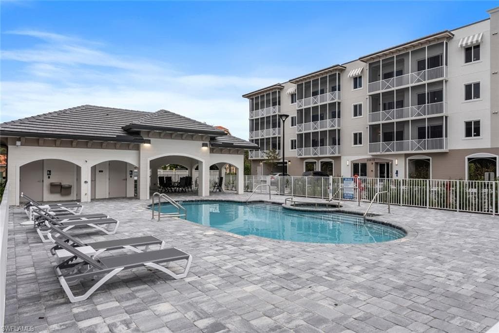 26600 Rosewood Pointe DR # 203, BONITA SPRINGS FL 34135-27