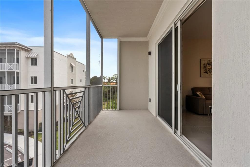 26600 Rosewood Pointe DR # 203, BONITA SPRINGS FL 34135-19