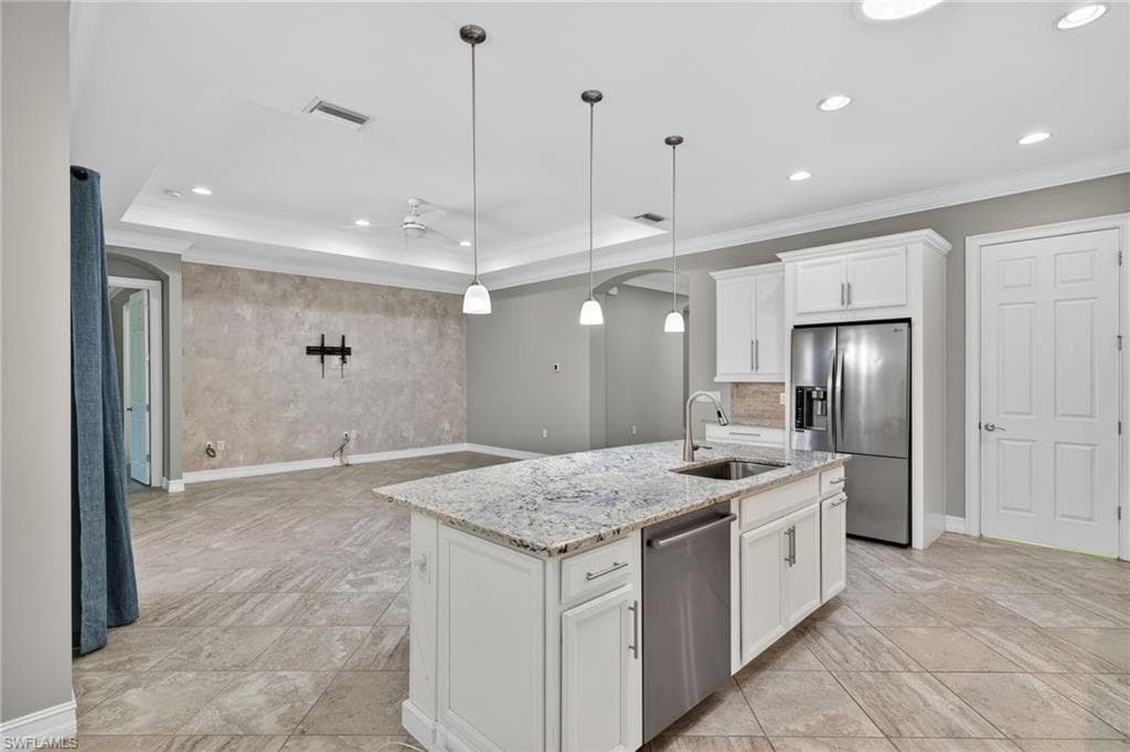 1483 MOCKINGBIRD DR, NAPLES FL 34120-14