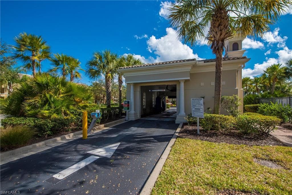 28574 Guinivere WAY, BONITA SPRINGS FL 34135-47
