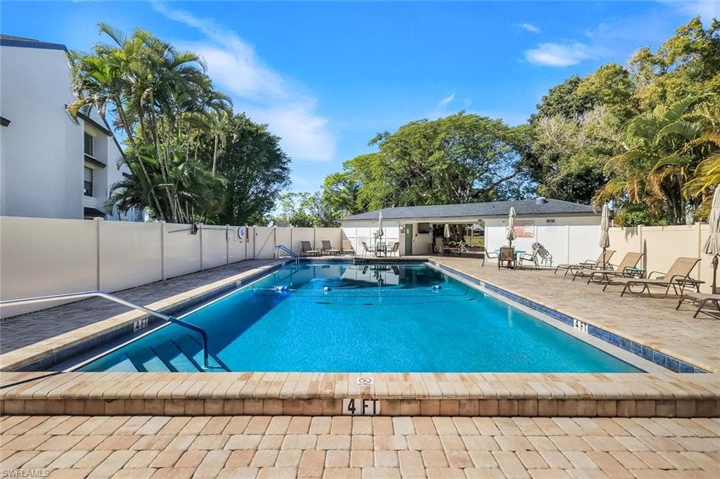 16460 Timberlakes DR # 103, FORT MYERS FL 33908-2