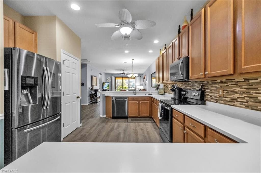 3717 Pino Vista WAY-18