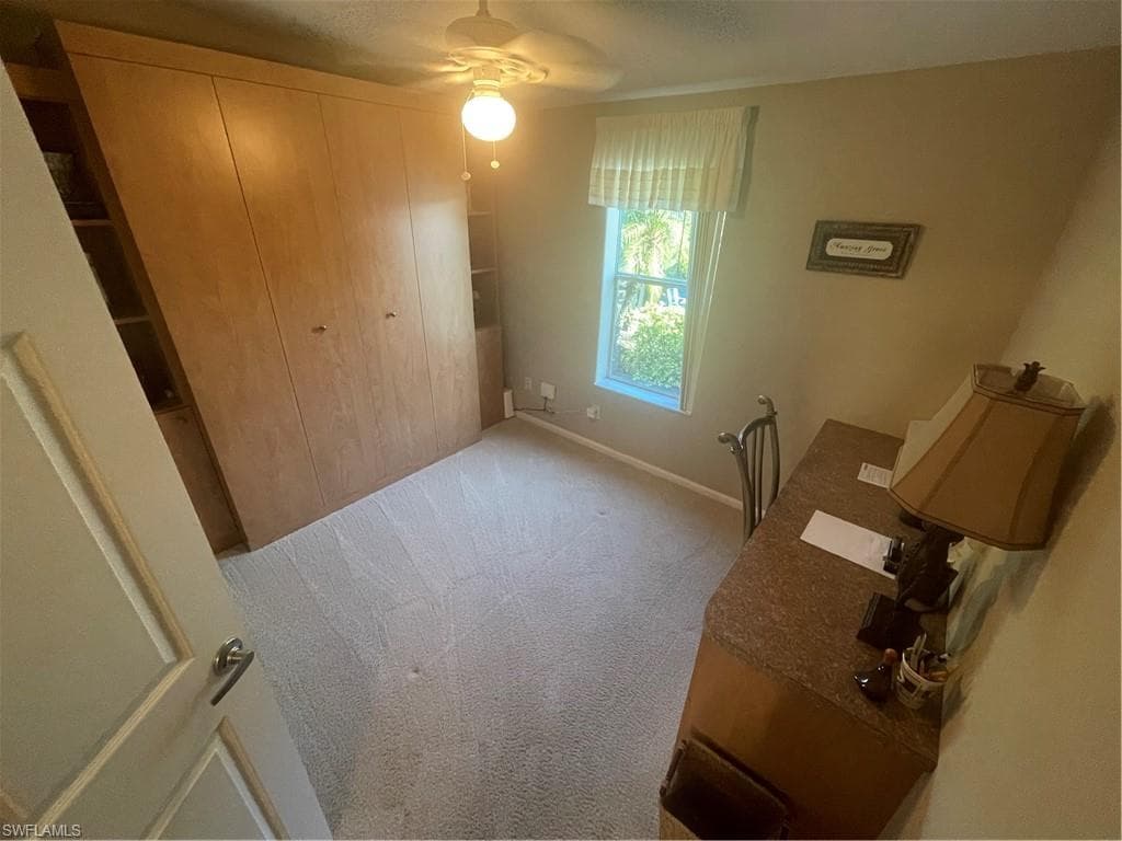 10015 Parkwood DR, FORT MYERS FL 33905-25