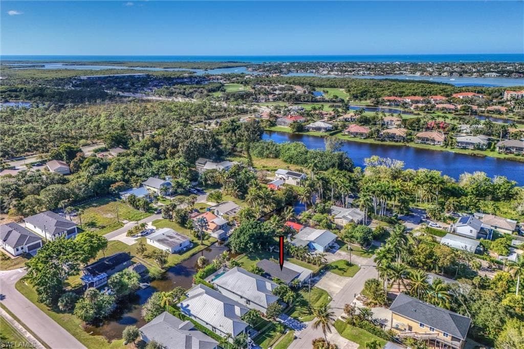 2432 Lake AVE, NAPLES FL 34112-1