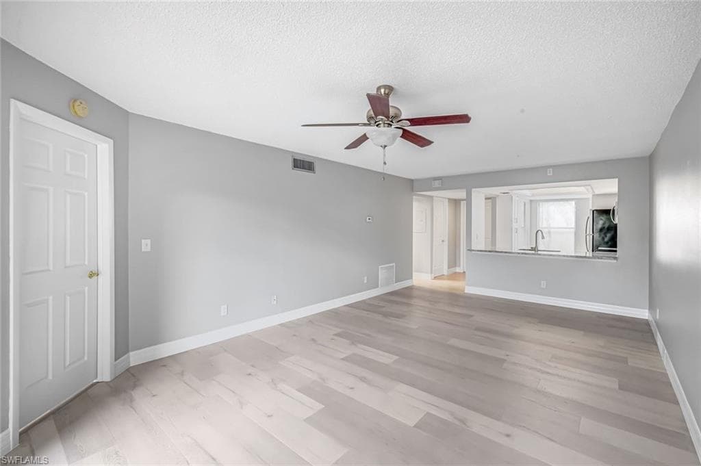 15206 Parkside DR # 102, FORT MYERS FL 33908-8