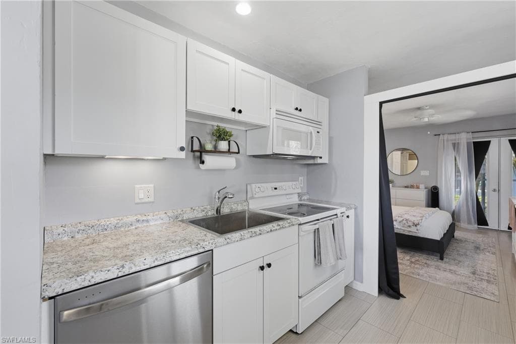 8071 Country RD # 204, FORT MYERS FL 33919-11