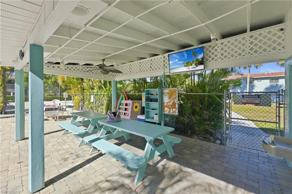 8071 Country RD # 204, FORT MYERS FL 33919-25