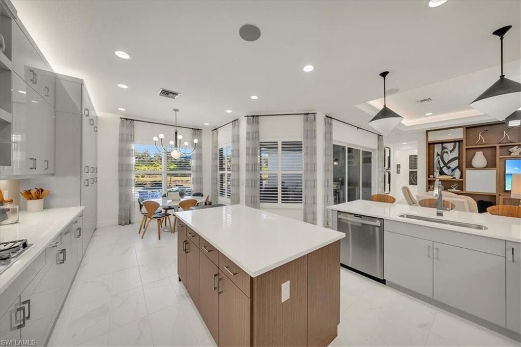 11230 Daphne CT, NAPLES FL 34120-15