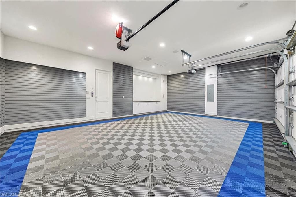 11230 Daphne CT, NAPLES FL 34120-27