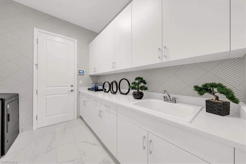 11230 Daphne CT, NAPLES FL 34120-9