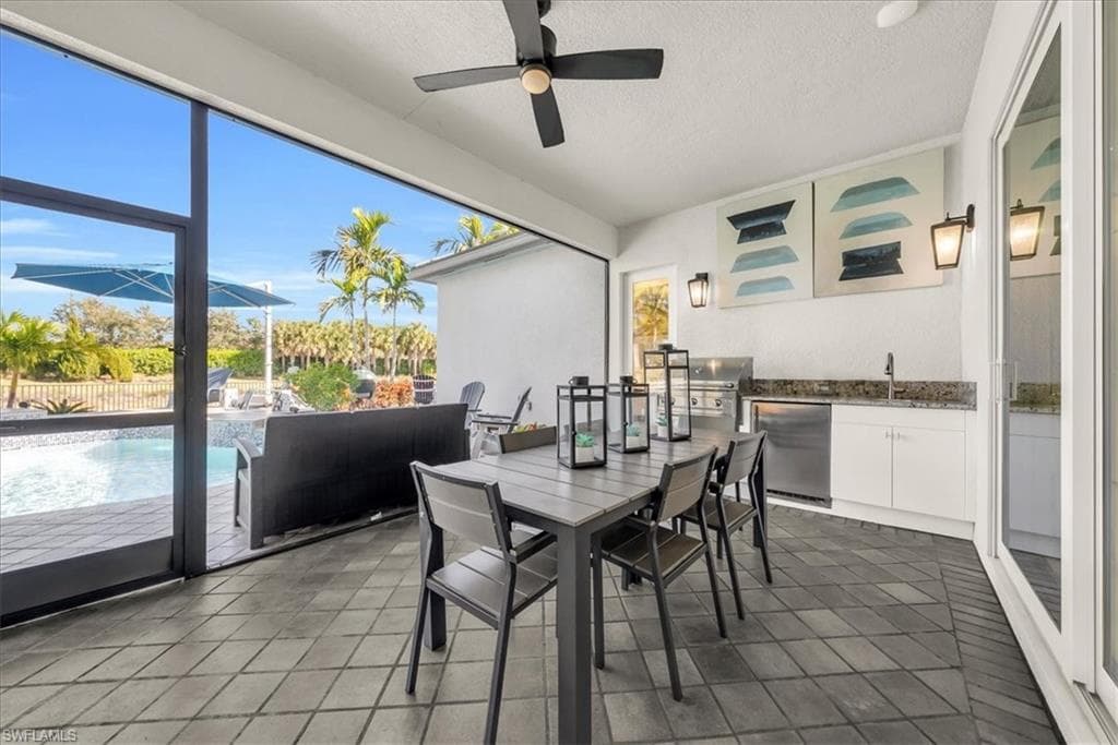 11230 Daphne CT, NAPLES FL 34120-39