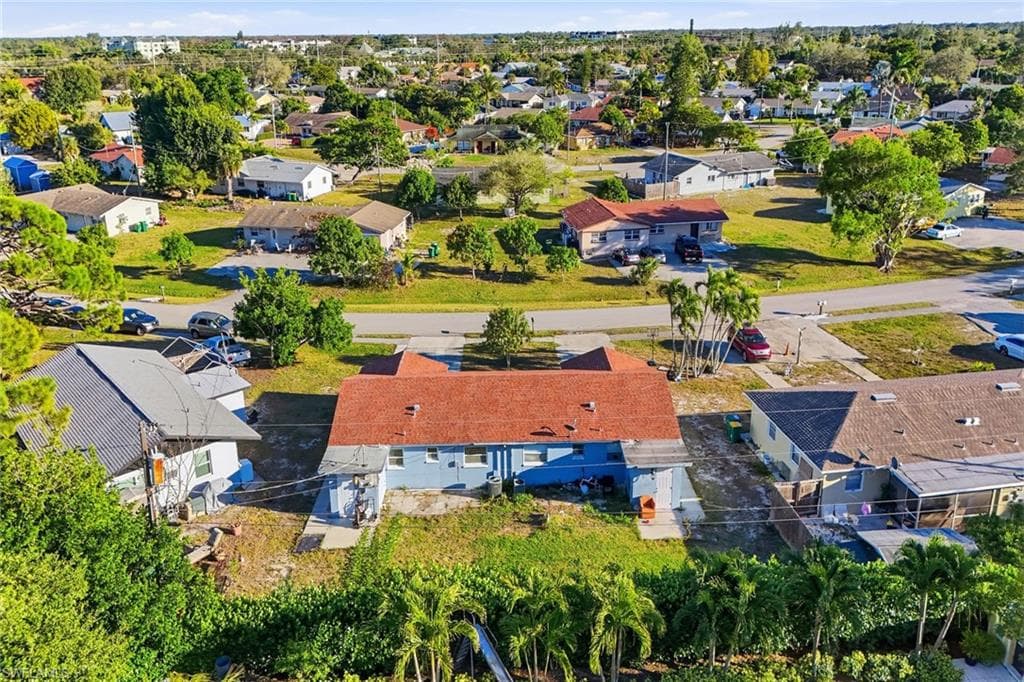 4791 Dorando DR, NAPLES FL 34103-13