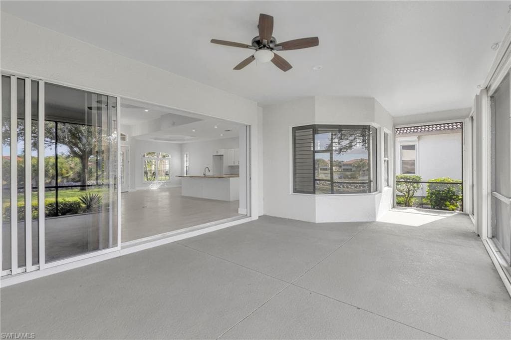 11099 Sea Tropic LN, FORT MYERS FL 33908-28