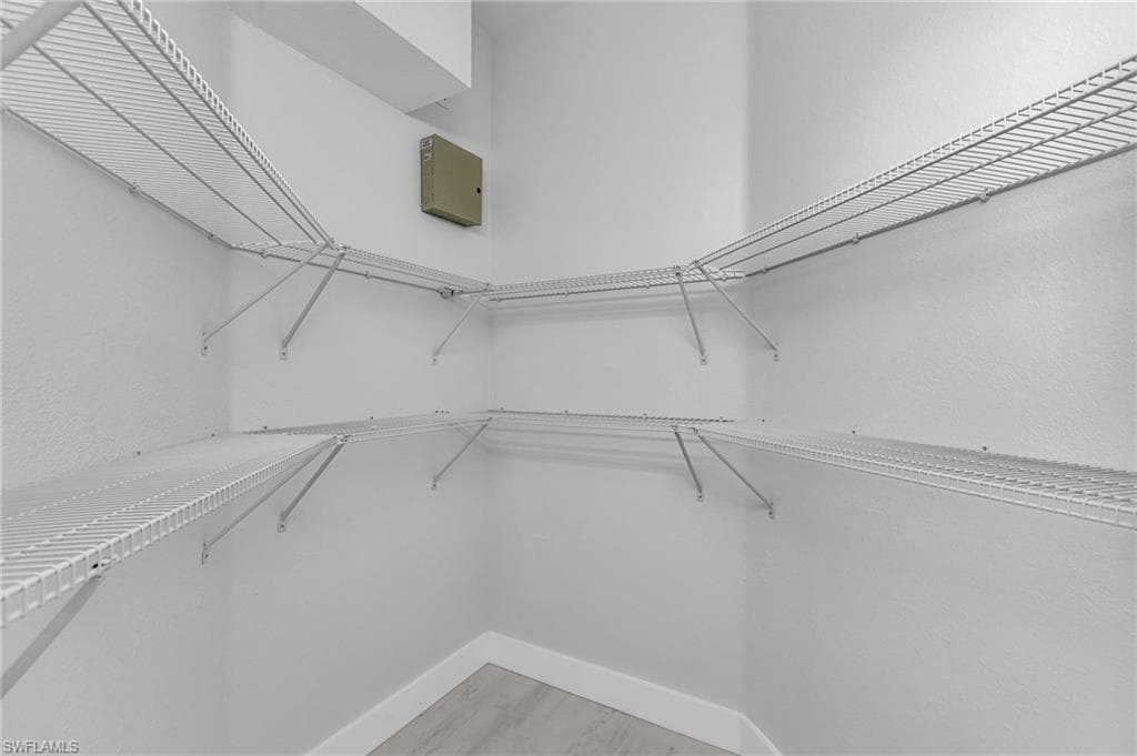 11099 Sea Tropic LN, FORT MYERS FL 33908-22