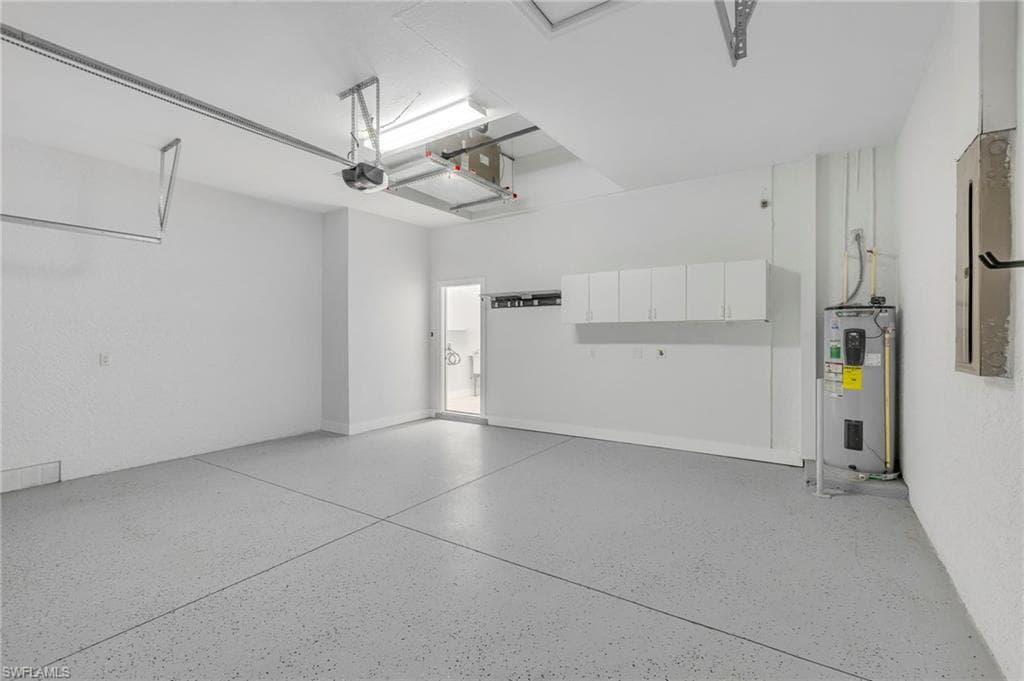 11099 Sea Tropic LN, FORT MYERS FL 33908-31