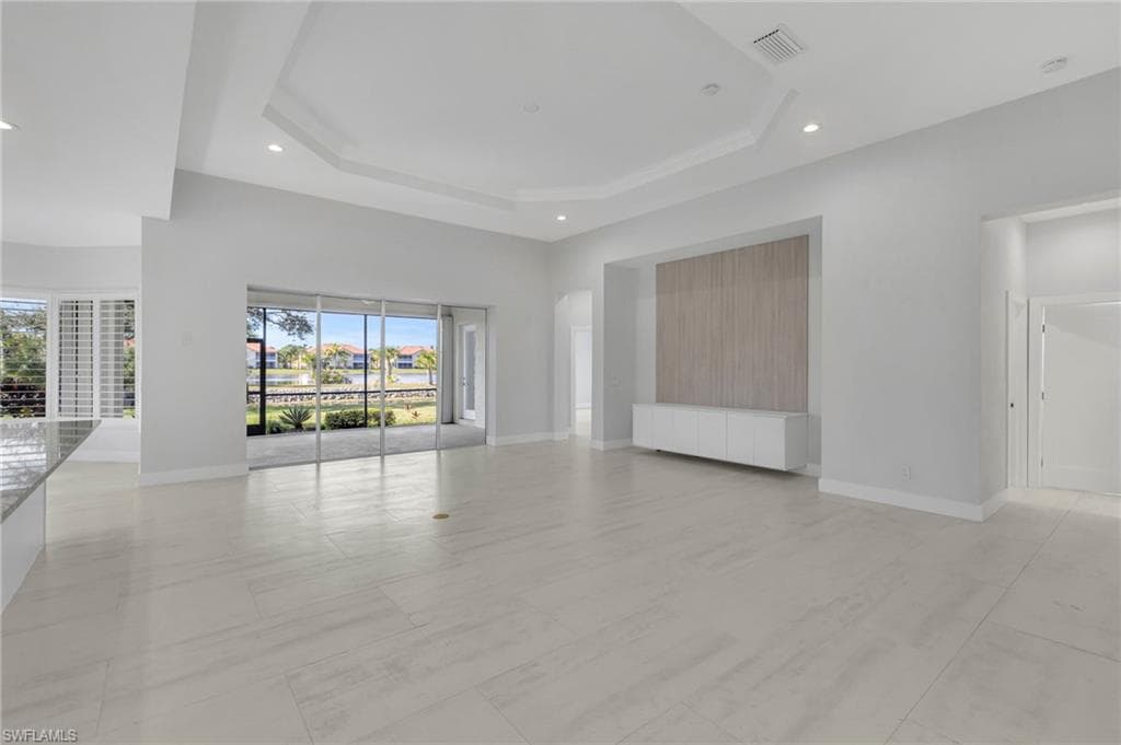 11099 Sea Tropic LN, FORT MYERS FL 33908-7