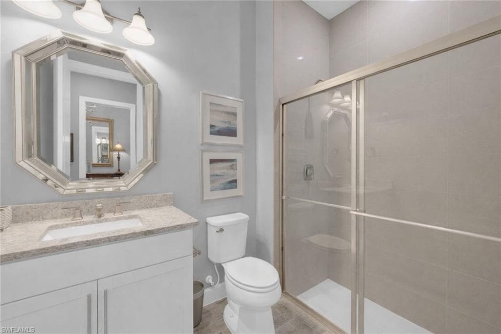 14009 Shadywood CT, ESTERO FL 33928-26