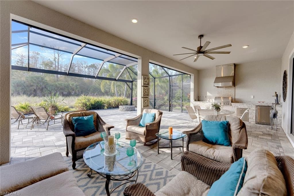 14009 Shadywood CT, ESTERO FL 33928-1