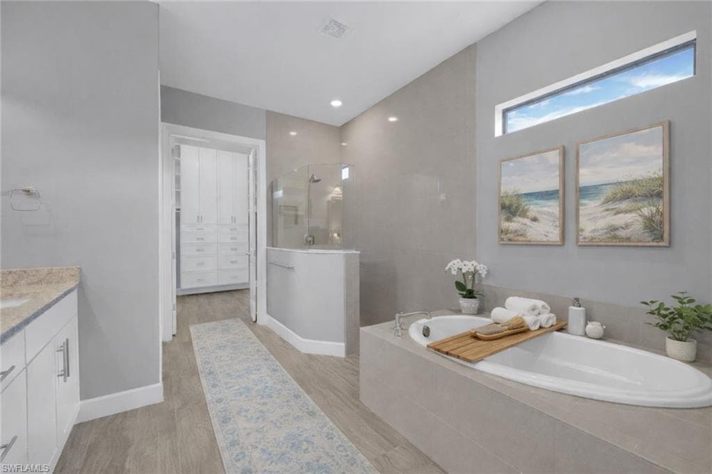 14009 Shadywood CT, ESTERO FL 33928-19