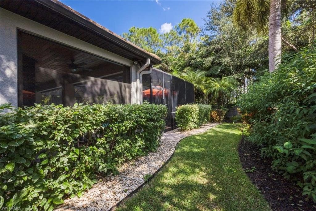 7263 Acorn WAY, NAPLES FL 34119-25