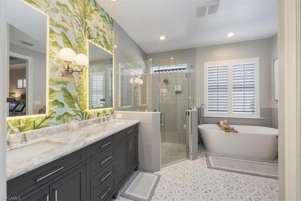 7263 Acorn WAY, NAPLES FL 34119-13
