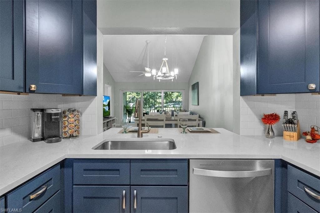 280 Timber Lake CIR # H201, NAPLES FL 34104-7