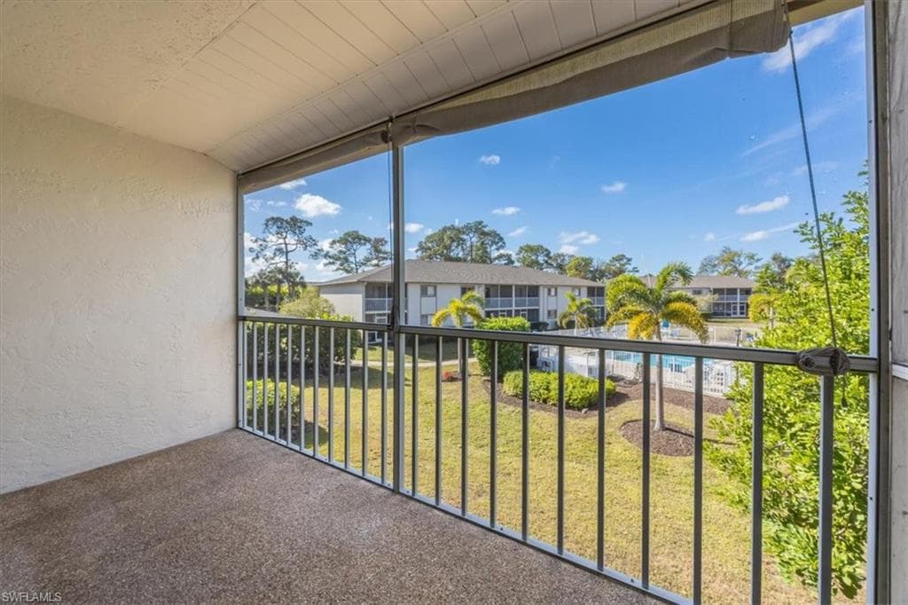 2350 Naples Trace CIR # 608, NAPLES FL 34109-12