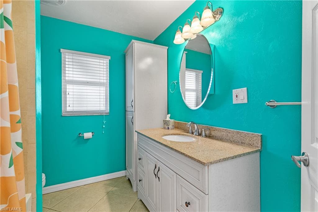 3717 Hanover ST, FORT MYERS FL 33901-22