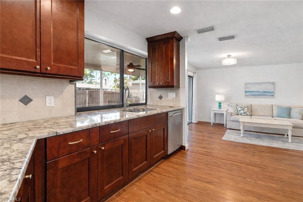 3717 Hanover ST, FORT MYERS FL 33901-10