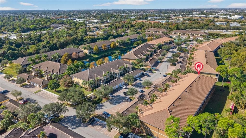 1095 Winding Pines CIR # 201, CAPE CORAL FL 33909-29