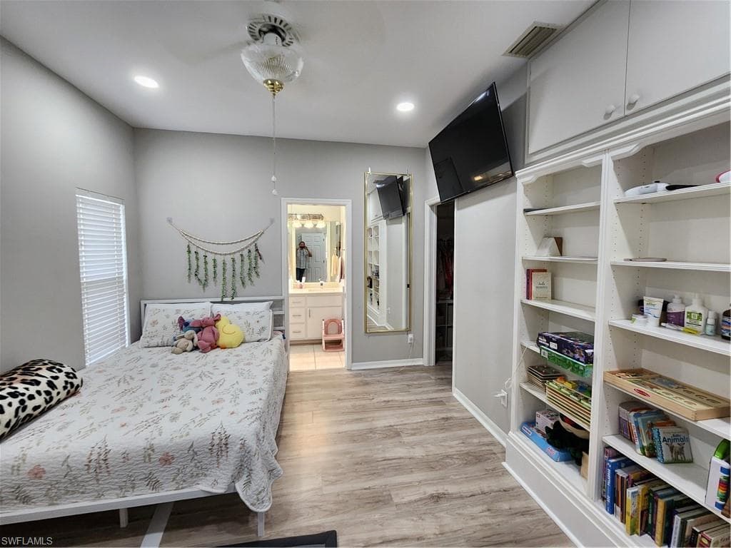 10702 Rio Mar CIR, ESTERO FL 33928-12