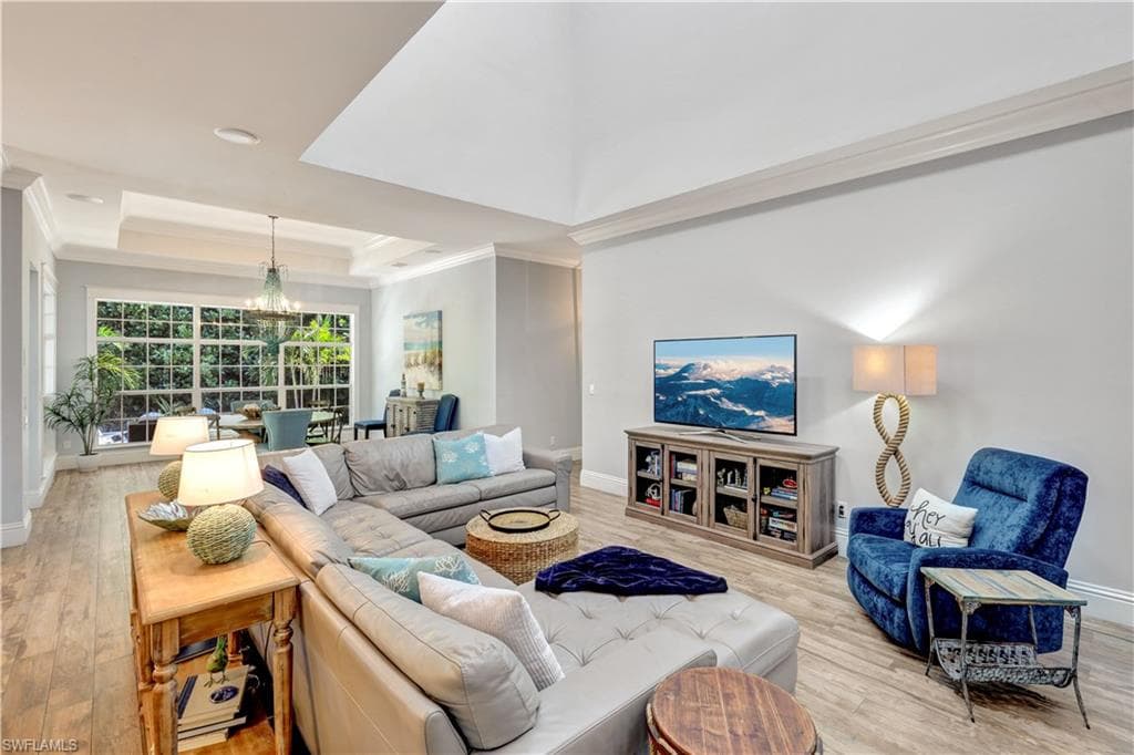 5288 Sand Dollar LN, NAPLES FL 34103-5