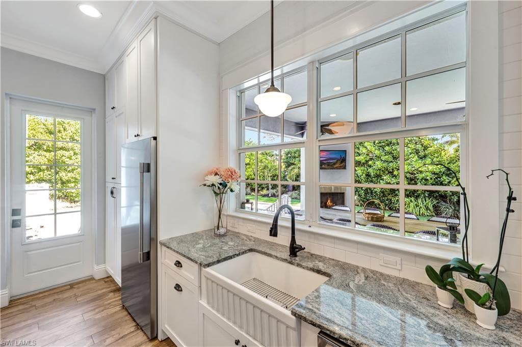 5288 Sand Dollar LN, NAPLES FL 34103-15