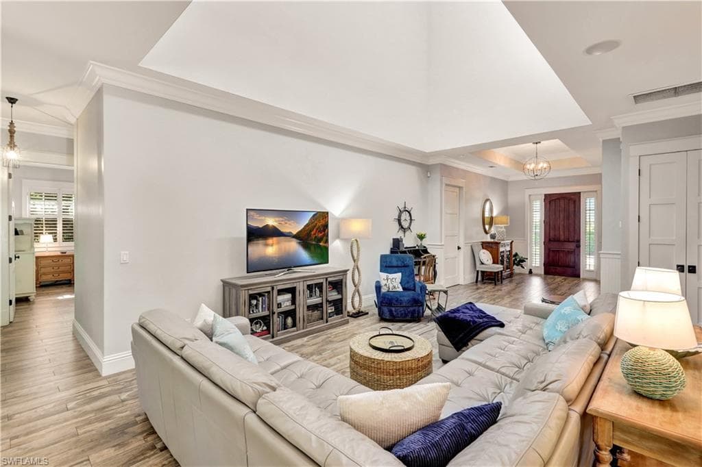 5288 Sand Dollar LN, NAPLES FL 34103-6