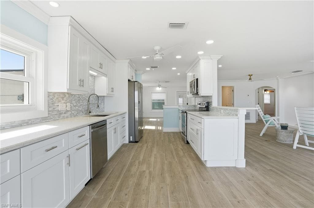 266 Curlew ST, FORT MYERS BEACH FL 33931-15