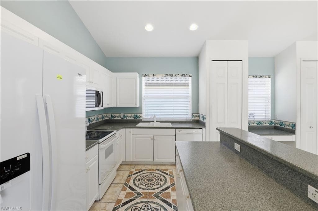 1538 Serenity CIR, NAPLES FL 34110-5