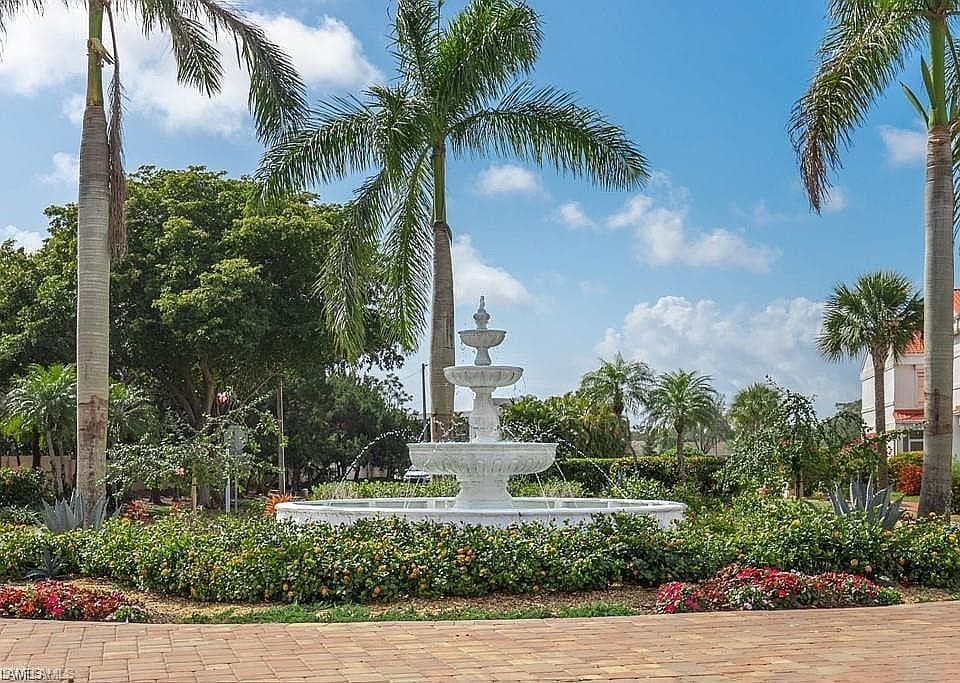 1740 Pine Valley DR # 111, FORT MYERS FL 33907-40