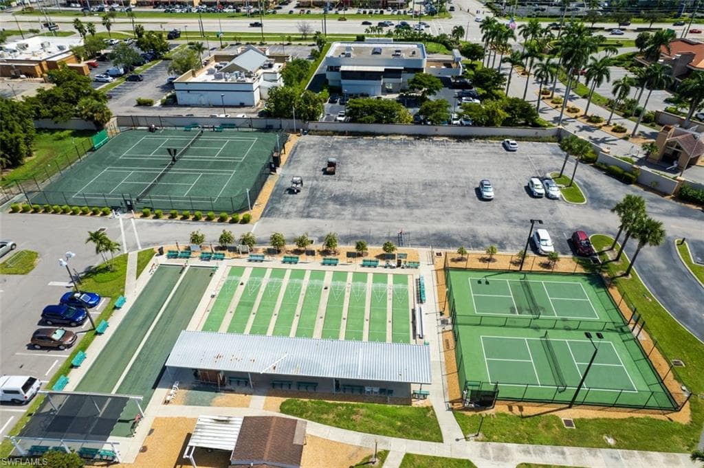 1740 Pine Valley DR # 111, FORT MYERS FL 33907-34