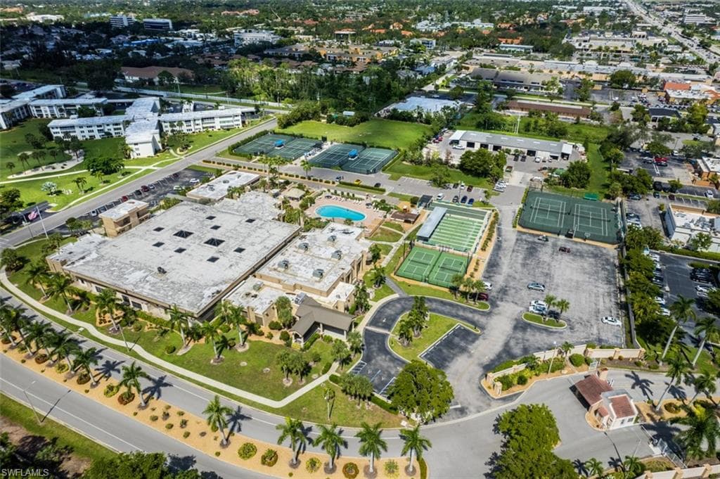 1740 Pine Valley DR # 111, FORT MYERS FL 33907-30