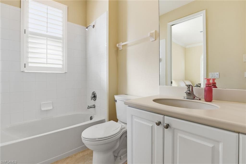 1769 Sanctuary Pointe CT, NAPLES FL 34110-23