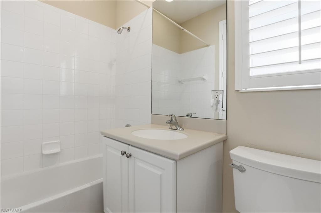 1769 Sanctuary Pointe CT, NAPLES FL 34110-24