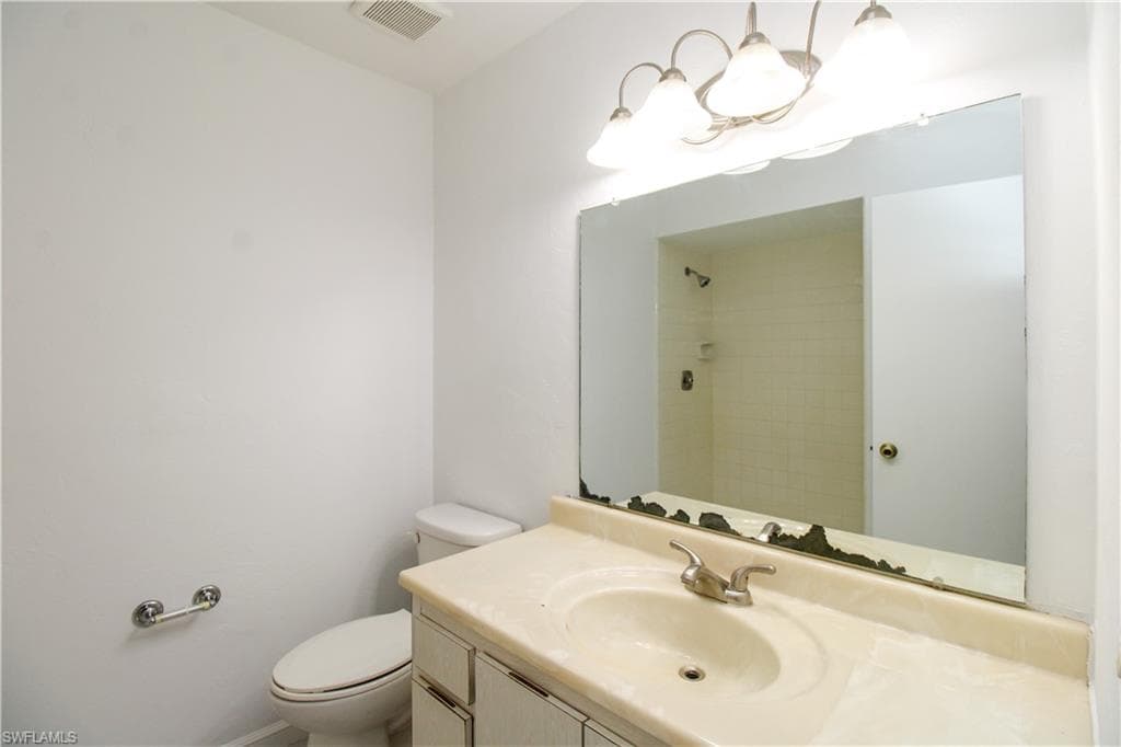 4300 Gulfstream DR # 2D, NAPLES FL 34112-21