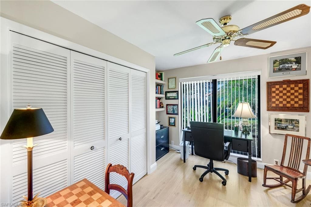 11510 Tanager CT, NAPLES FL 34119-22