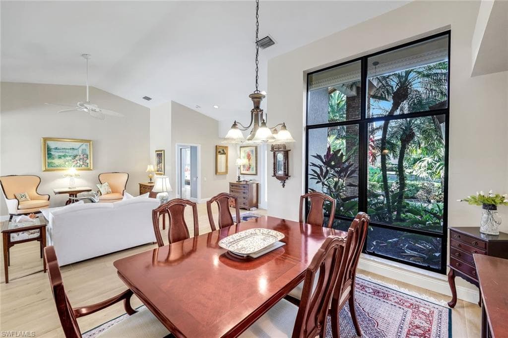 11510 Tanager CT, NAPLES FL 34119-18