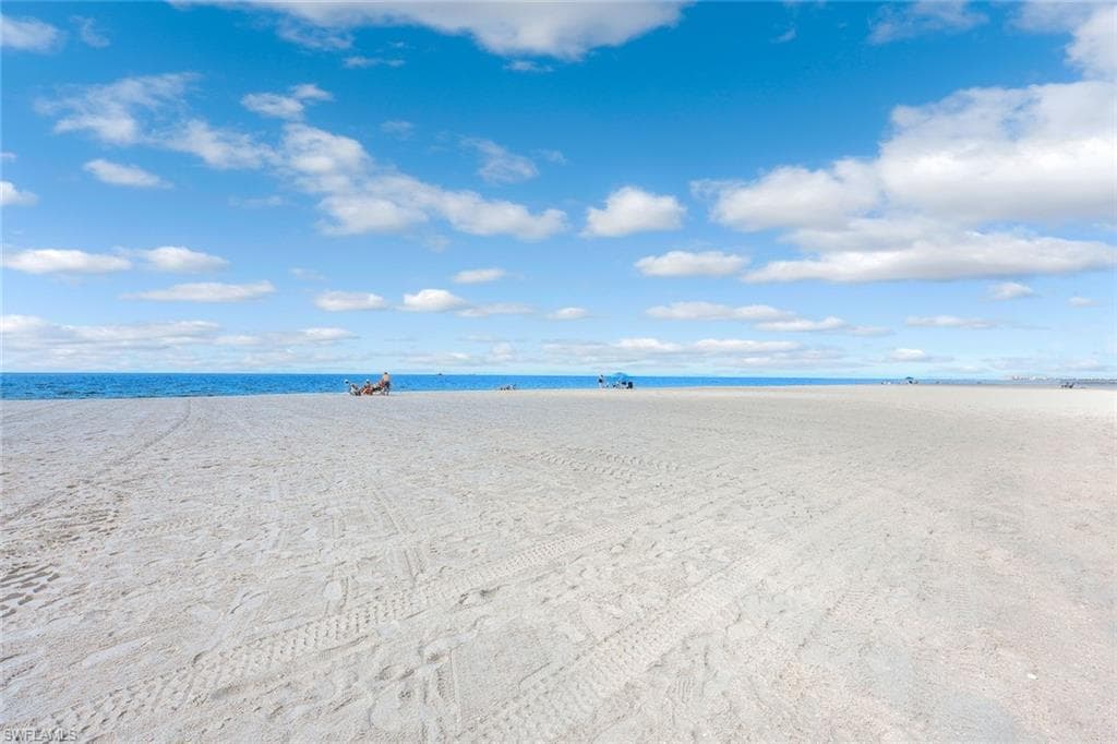 25830 Hickory BLVD # 308, BONITA SPRINGS FL 34134-15