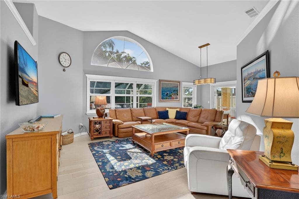 1331 Old Oak LN, NAPLES FL 34110-31